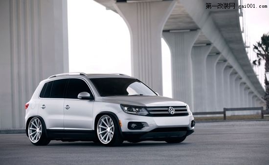 SUV也玩低趴? 大眾途觀改裝另類低趴風(fēng)格(1)