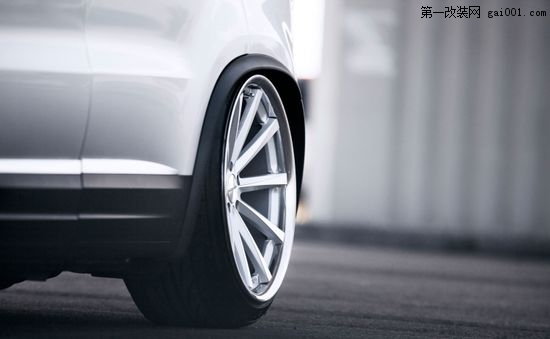 SUV也玩低趴? 大眾途觀改裝另類低趴風(fēng)格(7)