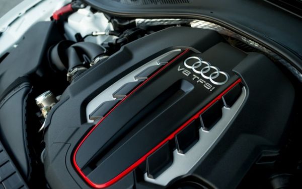 極致風情誘惑 奧迪S7低姿態(tài)漫步加州海岸