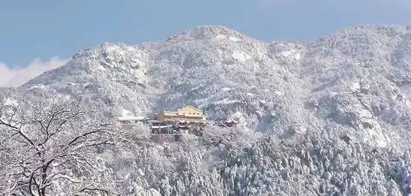 ���\�C����ӭ�����¡�������ʲô�ɫ����