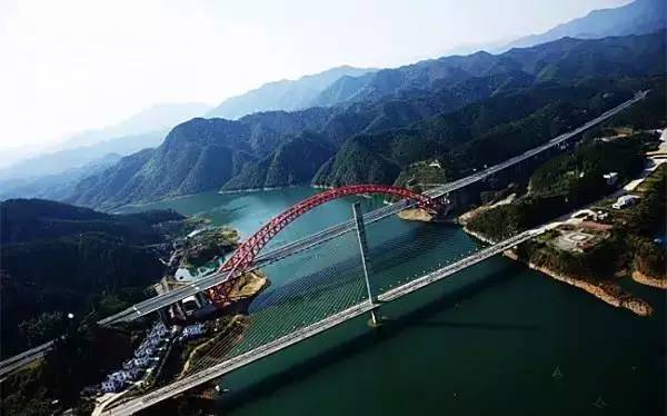 ���\�C����ӭ�����¡�������ʲô�ɫ����