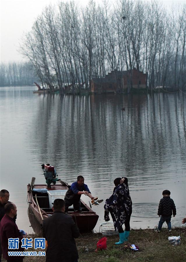 ���ջ���ˮ�T�� ǧ��ˮ���f핲�