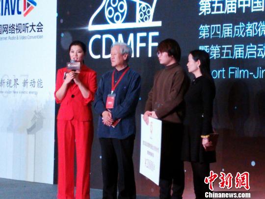 2017W(wng)j(lu)ҕ ʢ䡤乾֮ҹt̺ϣóɶ΢ӰɳӋ(j)֫@(jing)F(tun)(du)t̺M@һ(chung)I(y)F(tun)(du)ഺP(yng)L(fng) z