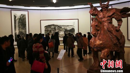 多彩貴州大型書畫作品展在中國美術(shù)館展出