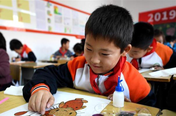 (教育)(1)河北廊坊:非遺進(jìn)校園