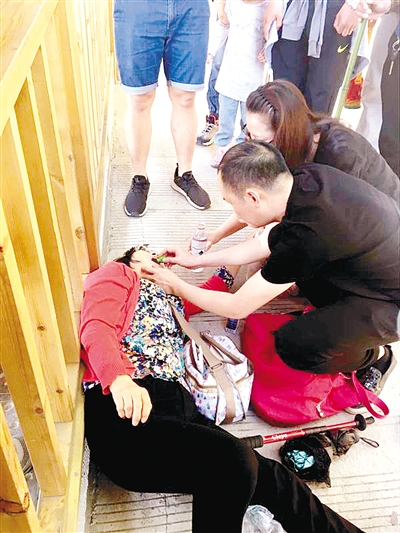 800���׸ߵġ����\�� �t(y��)����ɽ;�Г��ȕ�������