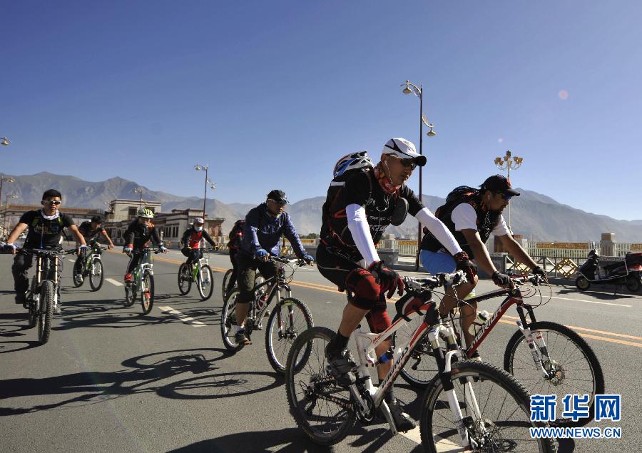 (�x��50�ꡤ����������)(1)�������_�еĭh(hu��n)������������