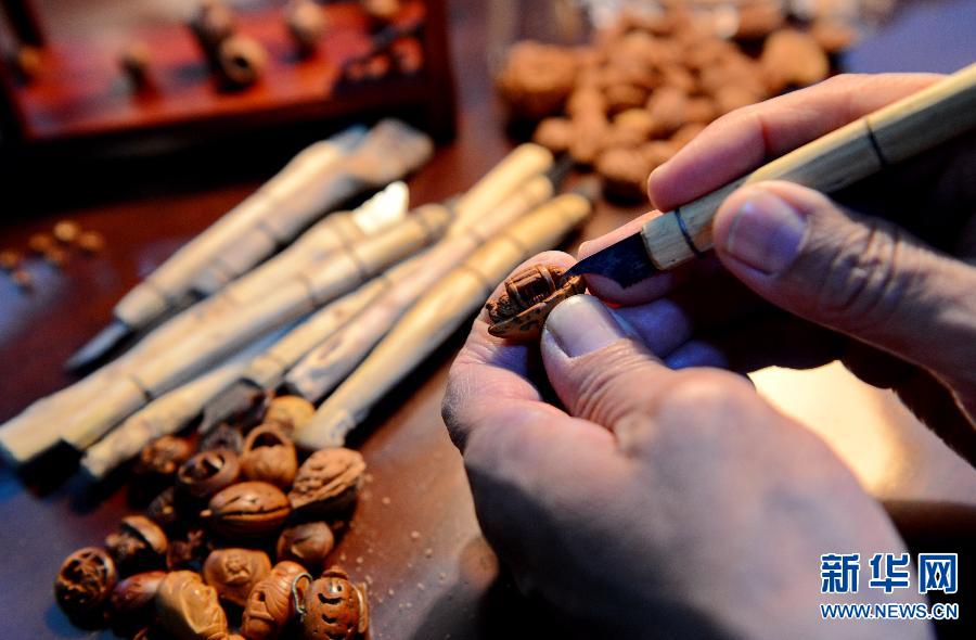 (���)(2)С�Һ˵��������