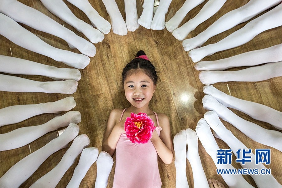 河南平頂山:少兒暑期舞蹈忙 河南平頂山:少兒暑期舞蹈忙