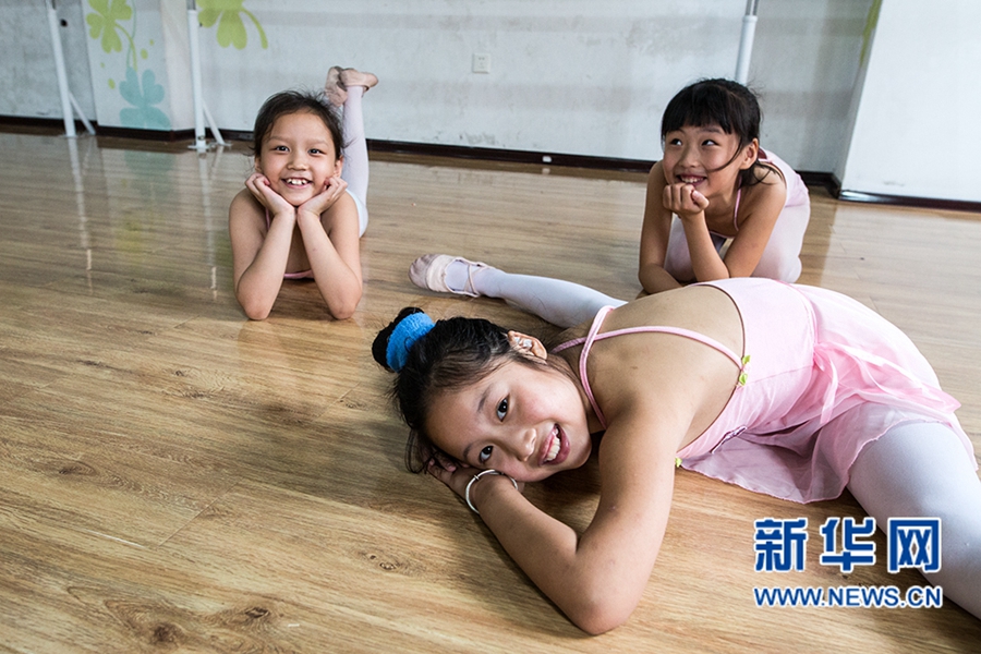 河南平頂山:少兒暑期舞蹈忙 河南平頂山:少兒暑期舞蹈忙