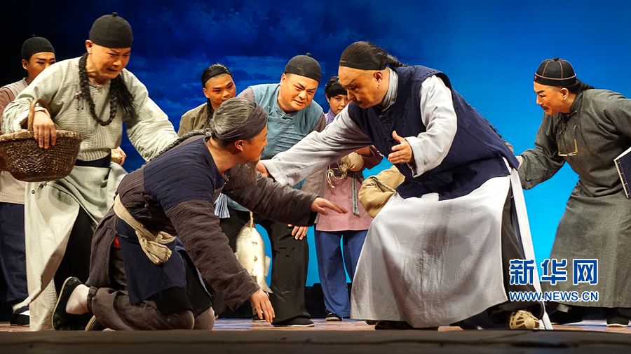 漯河:廉政戲曲展演,觀眾場場爆滿 漯河:廉政戲曲展演,觀眾場場爆滿