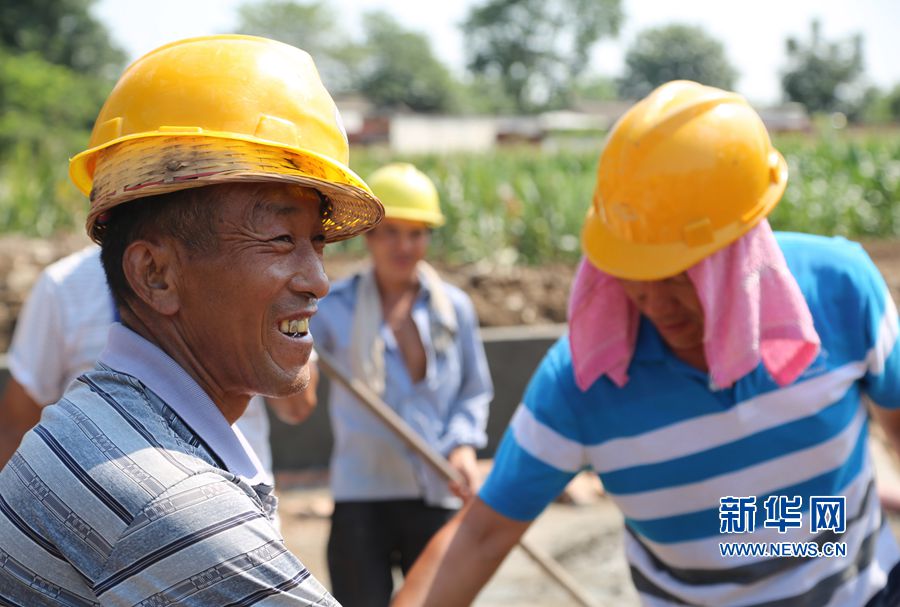 高溫下的堅守 高溫下的堅守