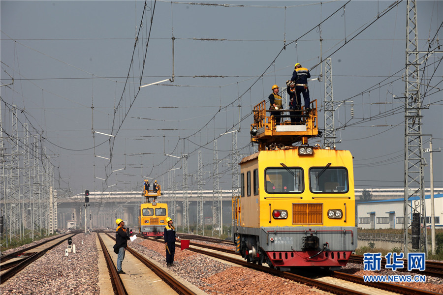 瓦日鐵路開展首次接觸網(wǎng)“集中修” 瓦日鐵路開展首次接觸網(wǎng)“集中修”