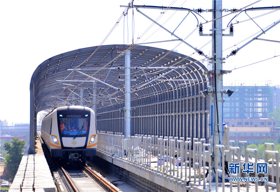 鄭州地鐵城郊線全線電客車熱滑正在進(jìn)行中 鄭州地鐵城郊線全線電客車熱滑正在進(jìn)行中
