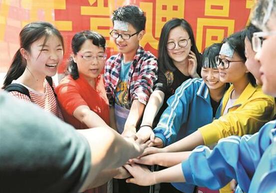 湖北36.2萬考生考全國卷 語文閱讀難數(shù)學(xué)計算量大