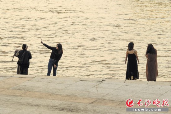 հ6r(sh)ꖹӳrS潭ˮŮ潭L(fng)⎧Hˮƽ_cϦꖺӰLɳ(bo)ȫýwӛS z