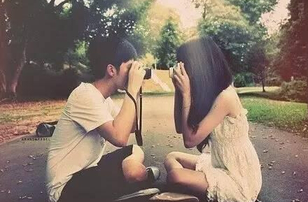 怎么樣在大學(xué)中談一場(chǎng)轟轟烈烈的戀愛