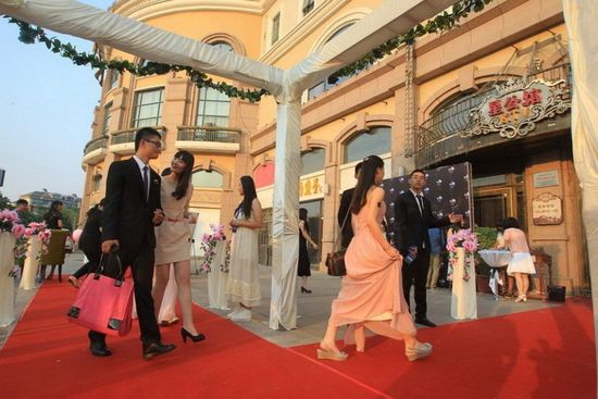 ���ݸ������e�k���I(y��)���(hu��)�߼t̺�[���Ƿ���