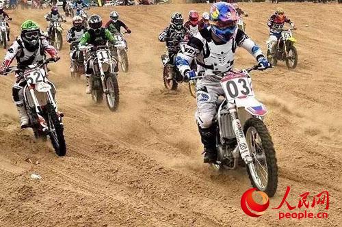 ����Ħ��܇��ِ�F(xi��n)��(ch��ng)