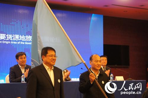 (li��n)���콻�Ӄxʽ������ꖳǿh���������h�LʷС�֣����ң������ί�����������L����һ����