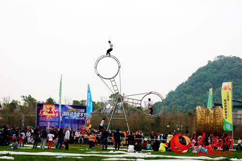 �F(xi��n)��(ch��ng)�����w݆����