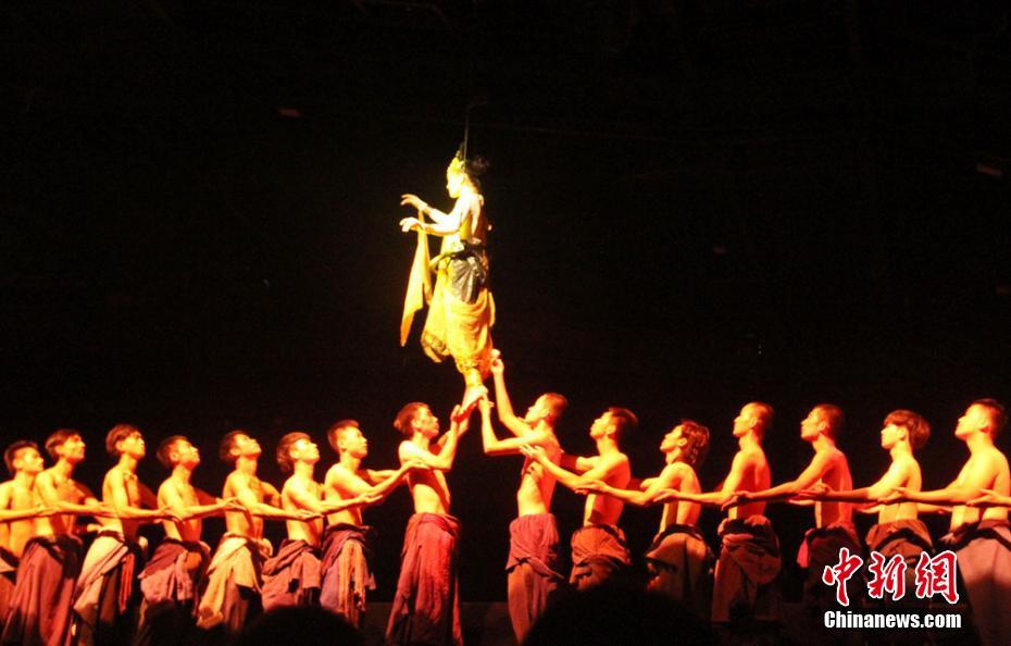 《又見敦煌》實(shí)景“穿越”講述絲路故事 《又見敦煌》實(shí)景“穿越”講述絲路故事