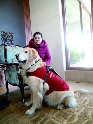 ƽLuckyȥͲͣȴСr׌ڽλ