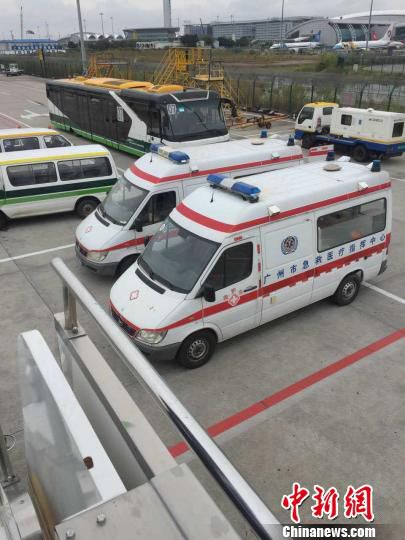 一乘客機(jī)上突發(fā)疾病吐血 南航航班緊急備降廣州