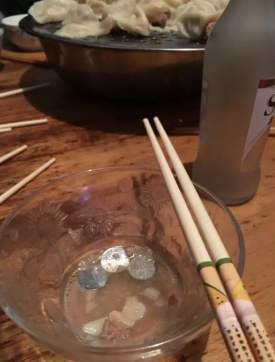 ý�w���Ϻ����ﷵ�l(xi��ng)��ӛ:�ږ|���żҵĵ�һ��(g��)��