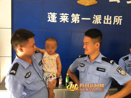 һ�q��ͯ������KTV��(n��i)������(li��n)�ό��Ҽ���