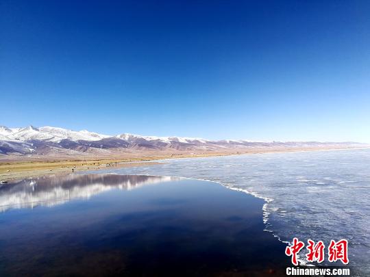 青海推進(jìn)“河長(zhǎng)制”“十二河三湖”設(shè)三名省級(jí)責(zé)任河長(zhǎng)