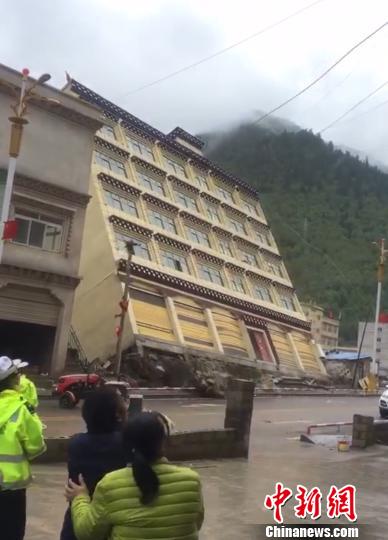 西藏進(jìn)入主汛期強(qiáng)降雨致昌都市多地受災(zāi)