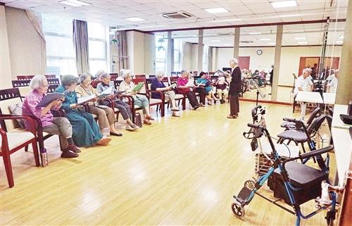 _(d)ɫAϳF(tun)(du)Ůھ(x) (bo)ӛ ꖔz