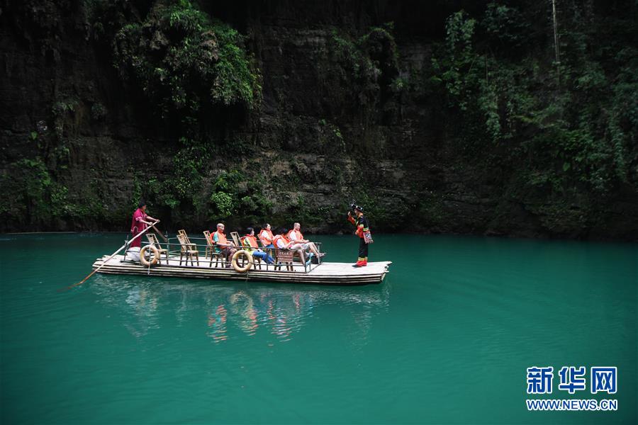 Aȫý^l҂СDĻӣ4Ǵl(xing)ġҸf(xi)ؑcƄӸ|(zh)l(f)չ(chung)Ʒ|(zh)o