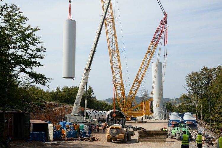 國際時評  “一帶一路”合作馭風(fēng)前行