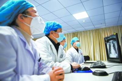  2��10�����������w�h�����t(y��)Ժ�¹ڷ����t(y��)�����Ό���ͨ�^�h���B������ԓ�h��ԭ�(zh��n)�l(w��i)��Ժ��һ�������¹ڷ��װl(f��)�Ს���M�Е��\ָ�������A��l(f��)